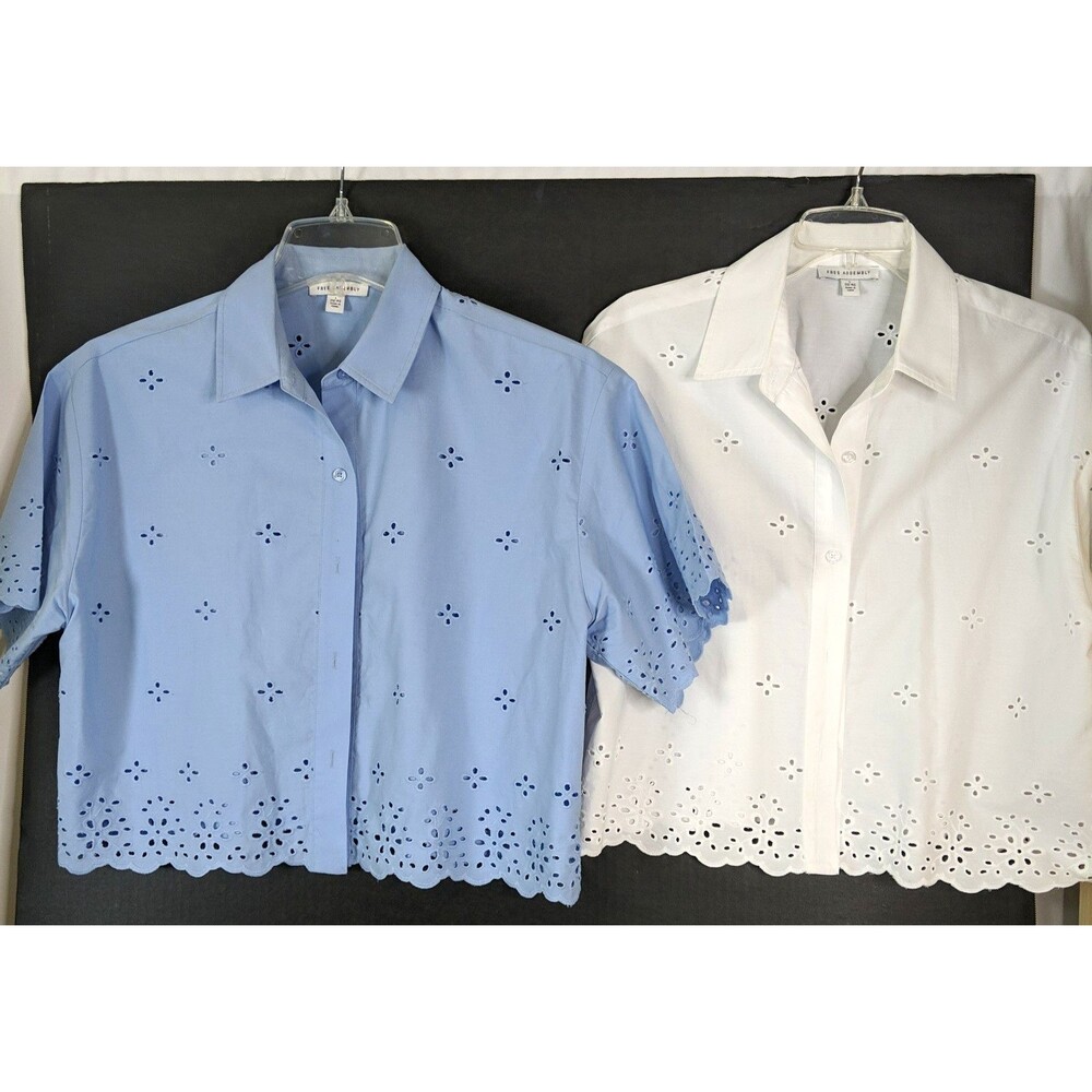 2 Free Assembly Cropped Cotton Eyelet Shirts Size Large 12 14 WHITE & BLUE